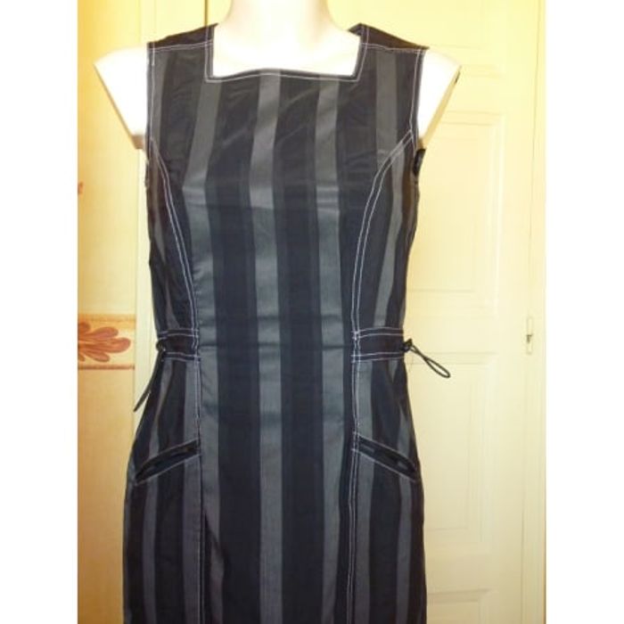 Robe longue Félino Taille 38 - photo numéro 6