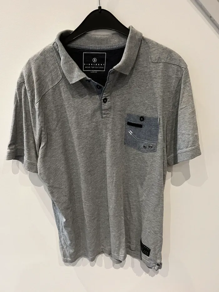 Polo gris