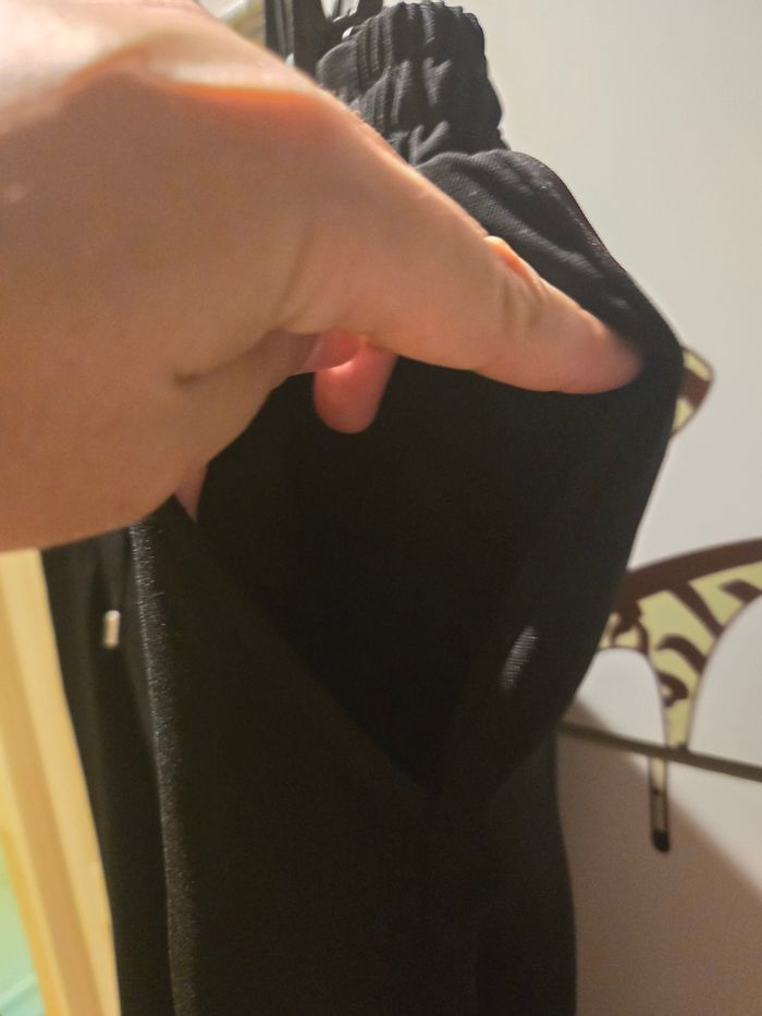 Pantalon noir à taille élastiquée T.44 Primark - photo numéro 5