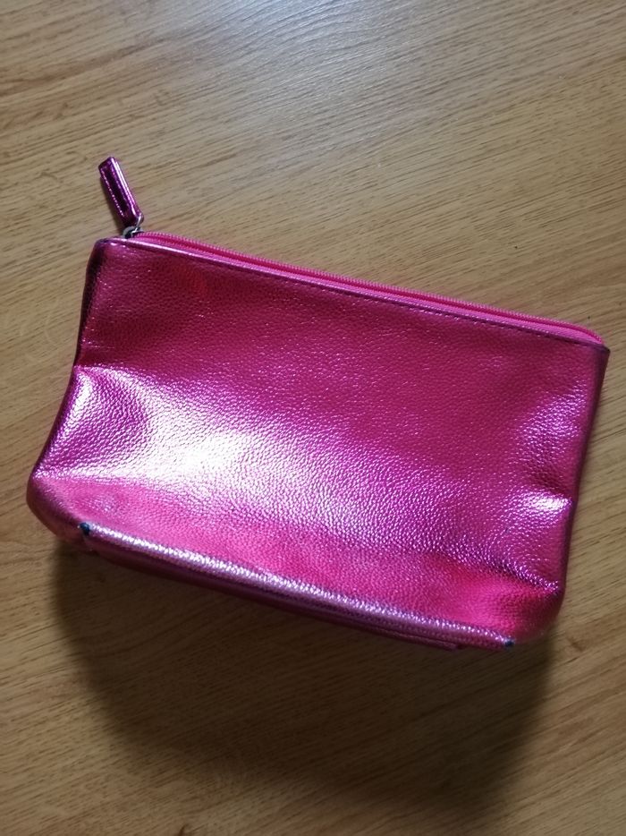 Pochette - photo numéro 2