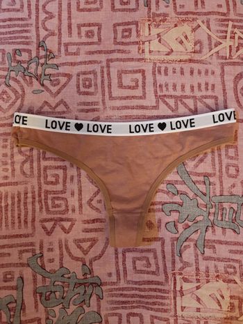 String marron love