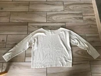 Pull beige only L
