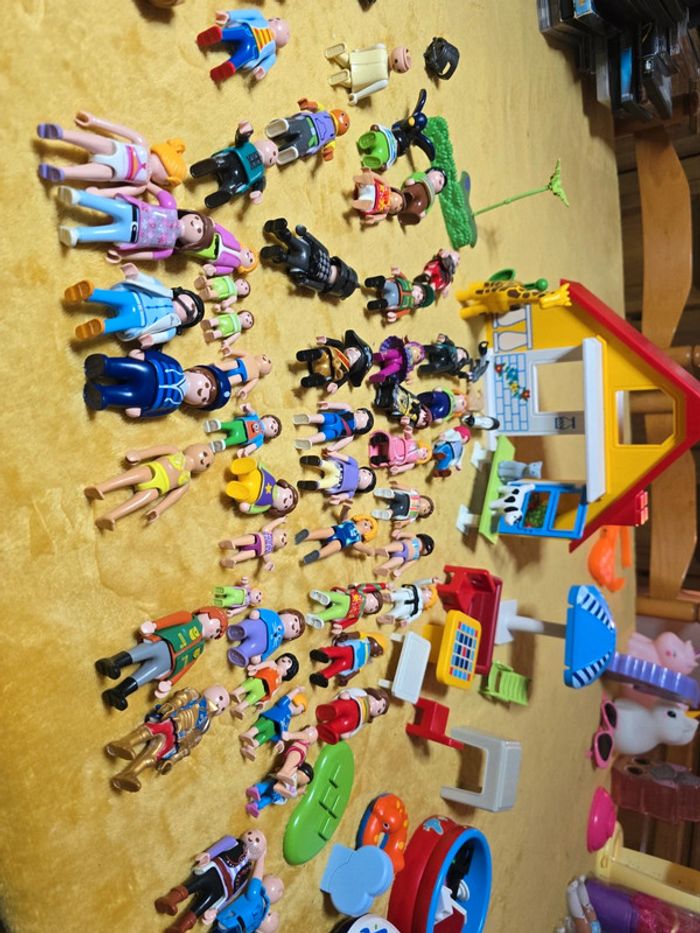 Lot playmobile mobilier accessoires personnages - photo numéro 4