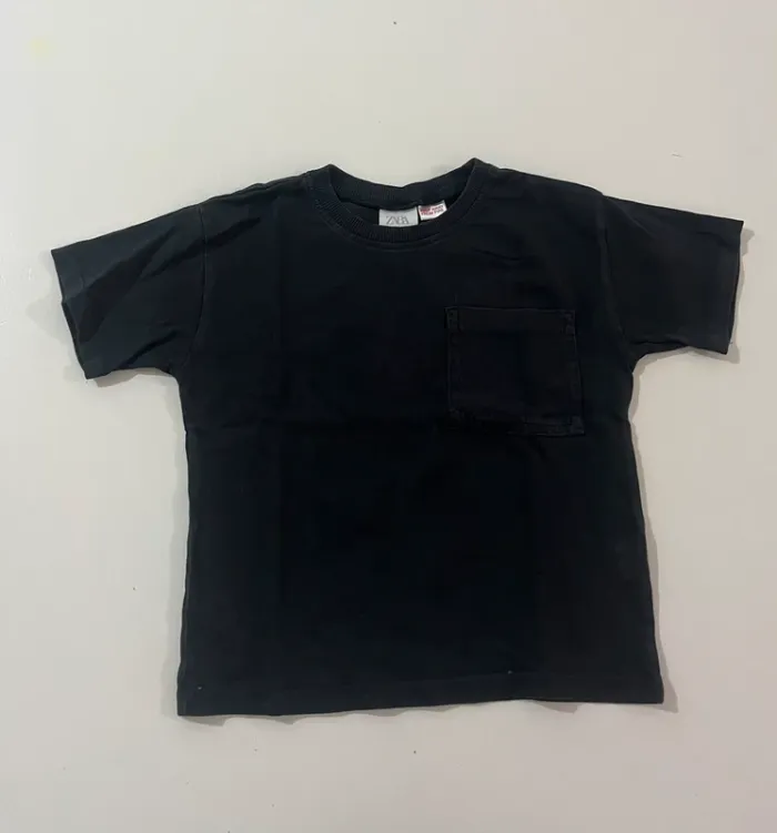 Tshirt noir poche - 2/3 ans - Zara