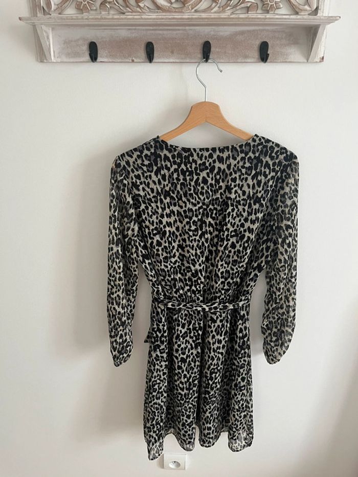 Robe femme léopard taille M. Neuve ! - photo numéro 2