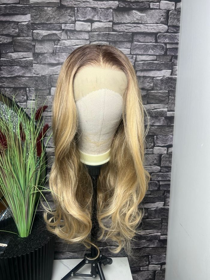 Perruque synthétique haut qualité - photo numéro 2