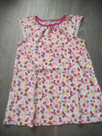 Très belle chemise de nuit été du pareil au même taille 3 ans