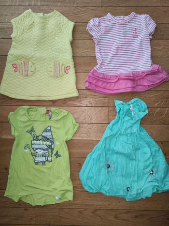 Lot de 4 robe 12 mois