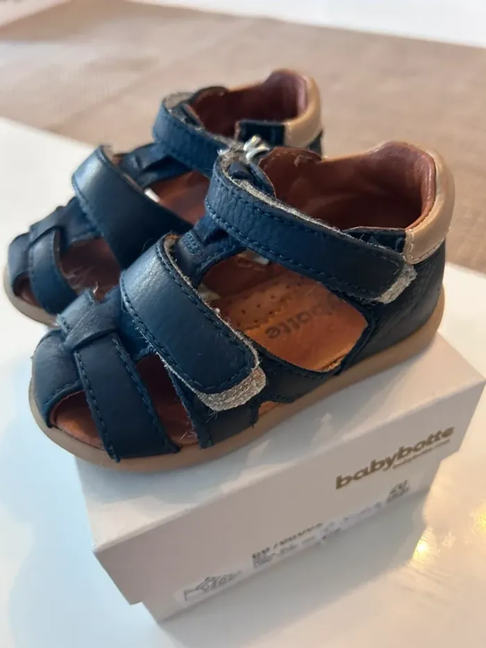 Sandale nu-pieds Babybotte taille 20 - photo numéro 4