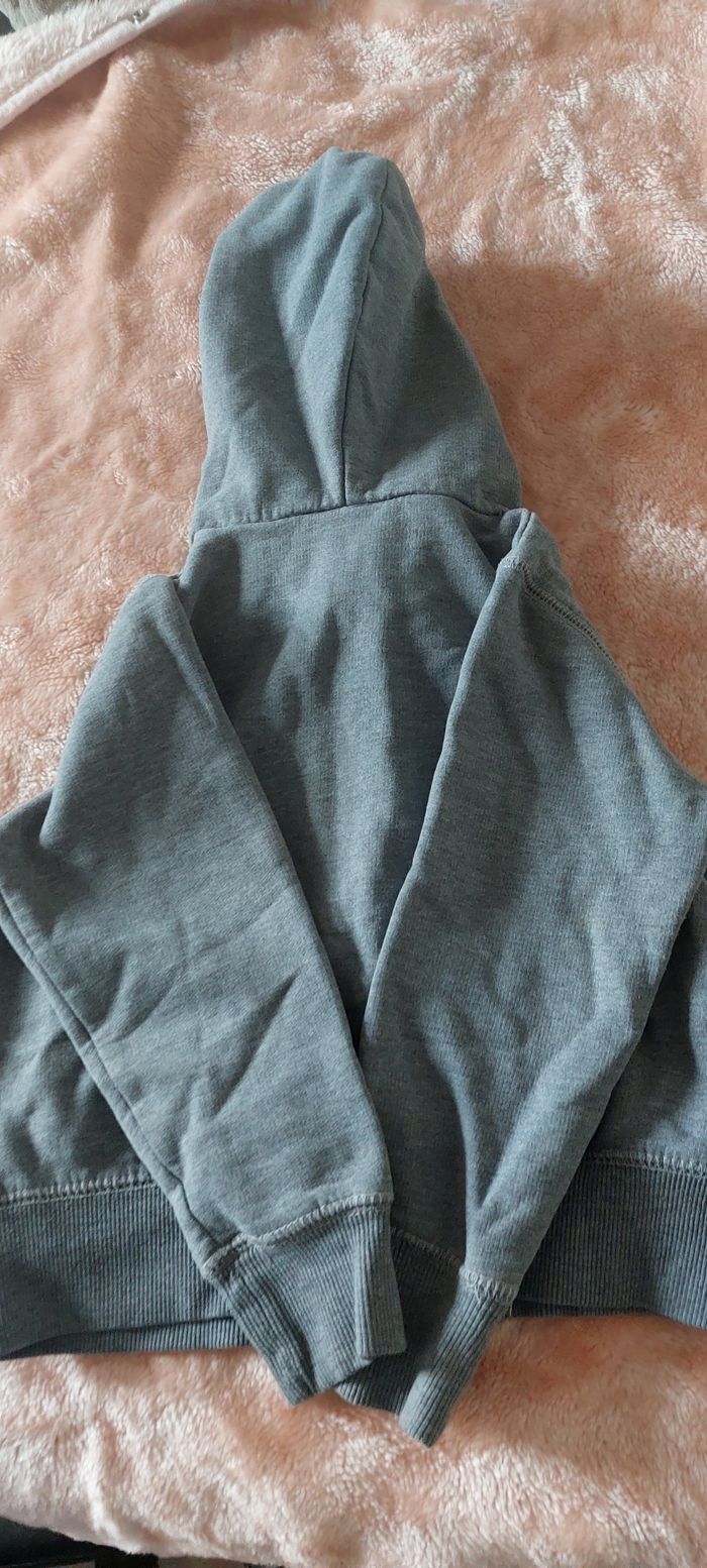 Gilet garçon 4 ans bon état - photo numéro 2