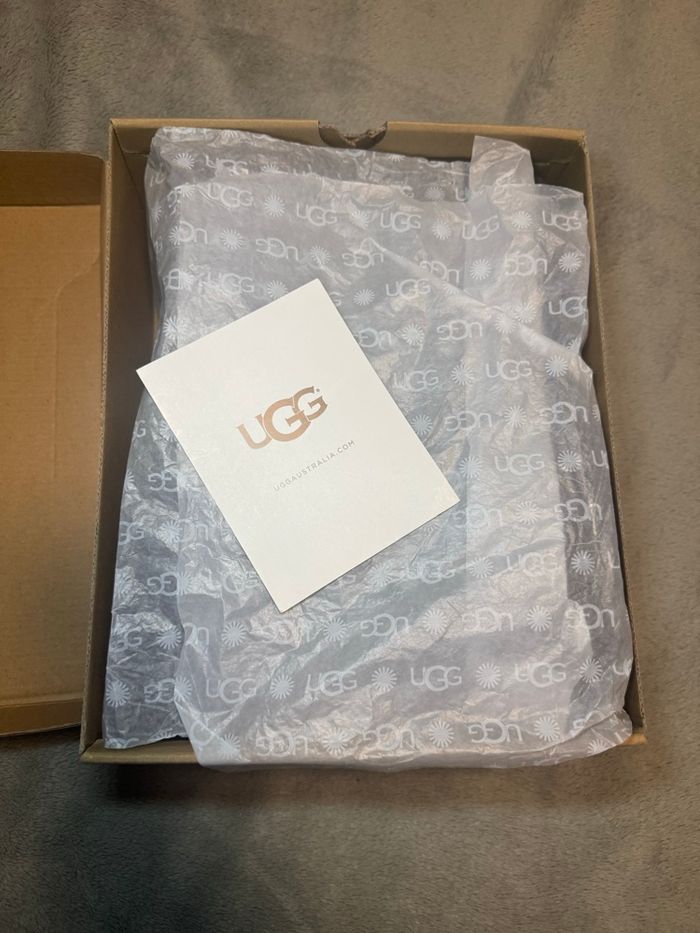 UGG - Tazz noir - photo numéro 5