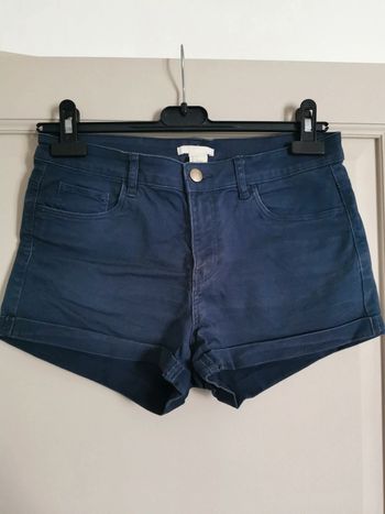 Short en jean bleu délavé