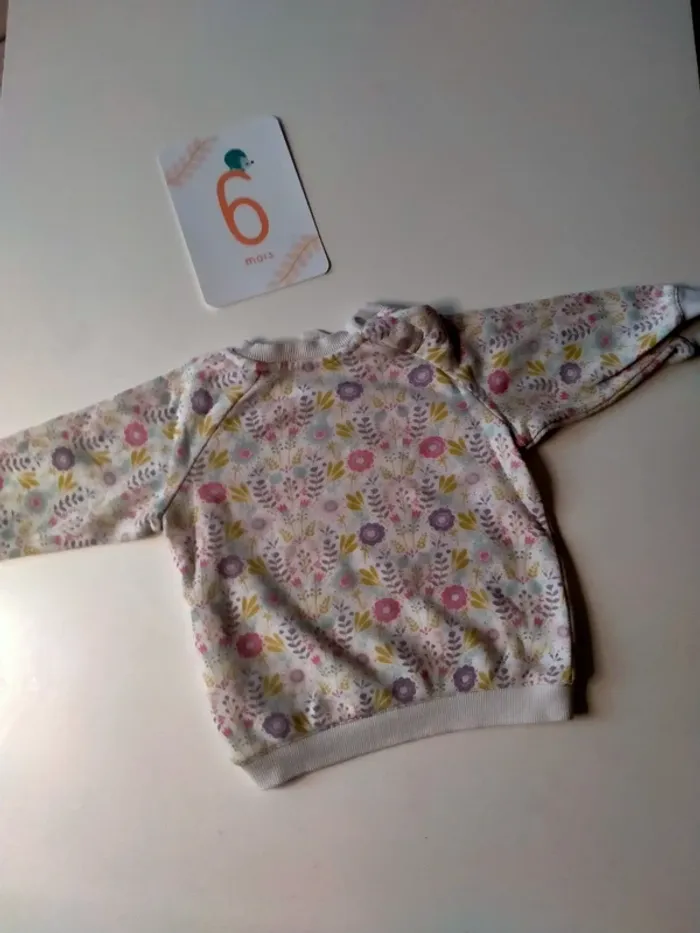 Lot de 2 pulls bébé Taille 6-9 mois H&M - photo numéro 4