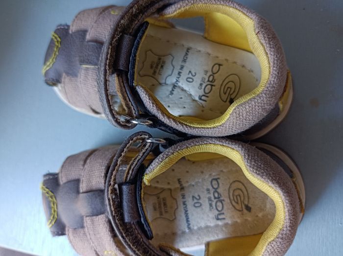 Sandales Gémo baby pointure 20 - photo numéro 4