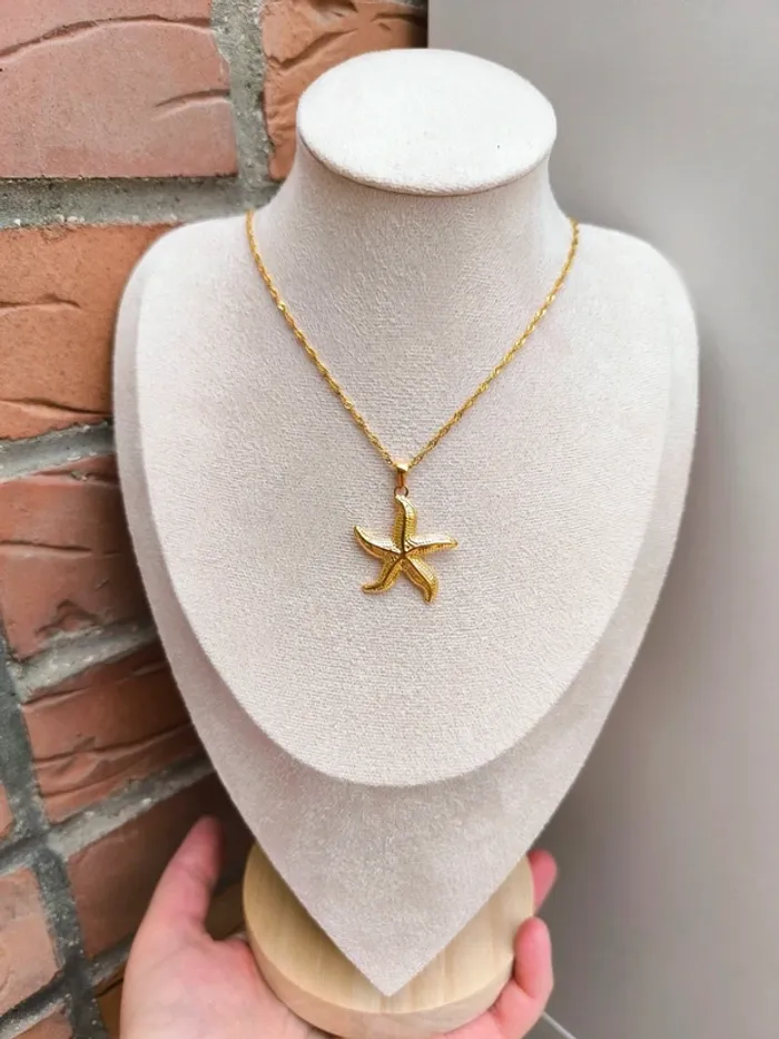 Collier doré chaîne torsadée avec étoile de mer - photo numéro 3