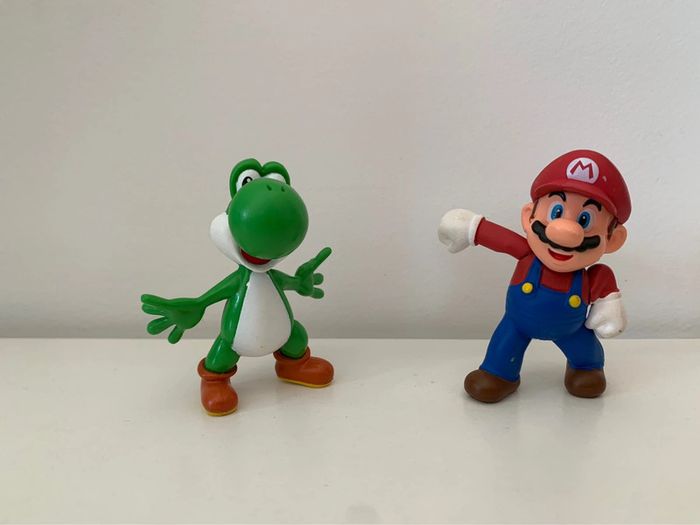 Lot de 2 figurines Mario