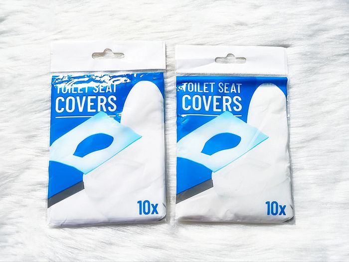 Protège toilettes neufs 🖤