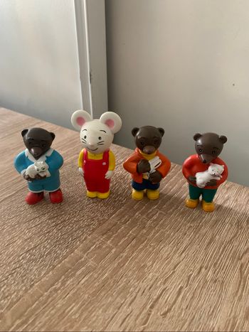 4 figurines petit ours brun les animaux