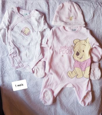 Pyjama velour/bodie/mouffles/bonnet Disney 1 mois