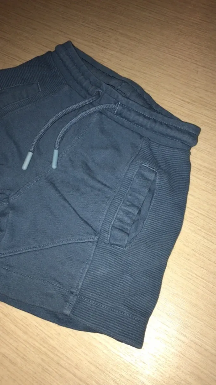 Short jogging - photo numéro 2