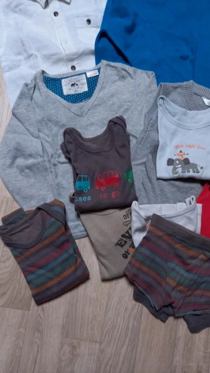 Lot de vêtements - photo numéro 5