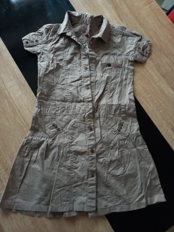 Robe kaki 8 ans
