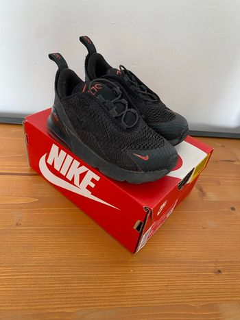 Basket Nike air max 270