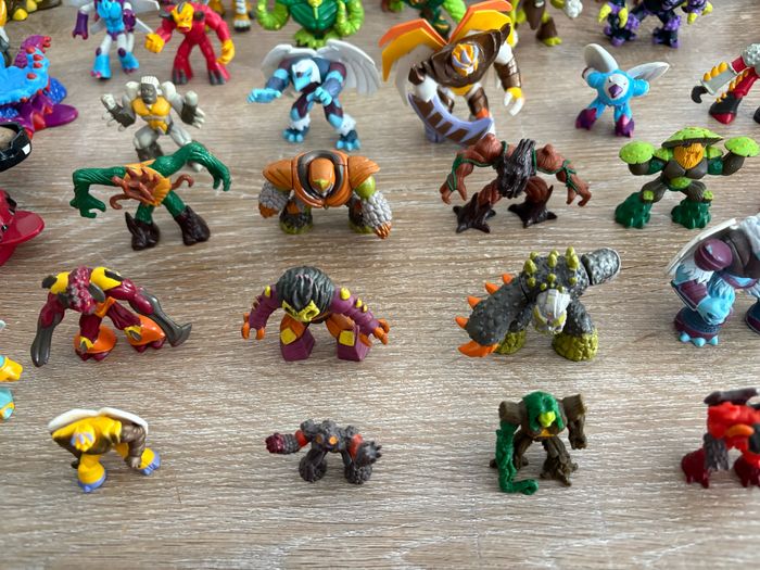 Gros lot de figurine vintage gormiti - photo numéro 3