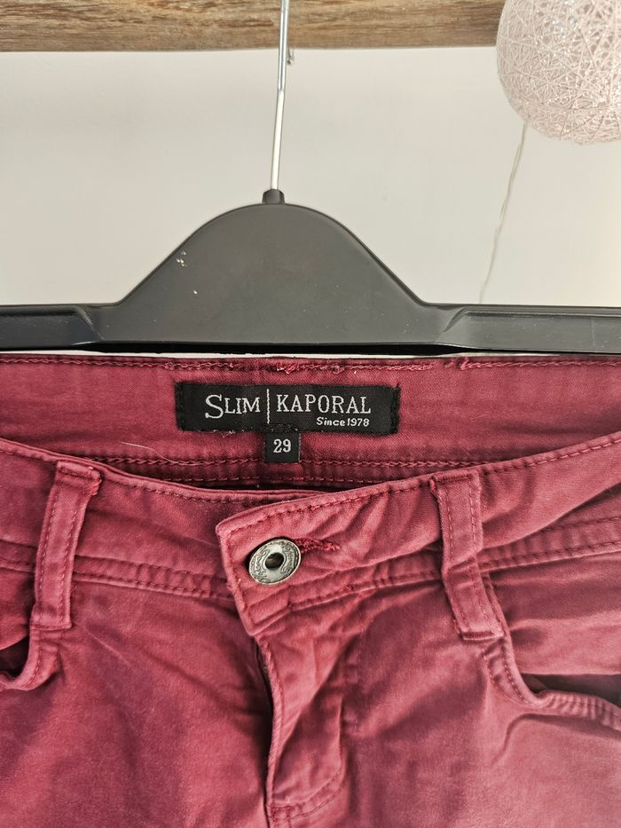 Pantalon slim marque Kaporal taille 38 M bordeaux - photo numéro 2