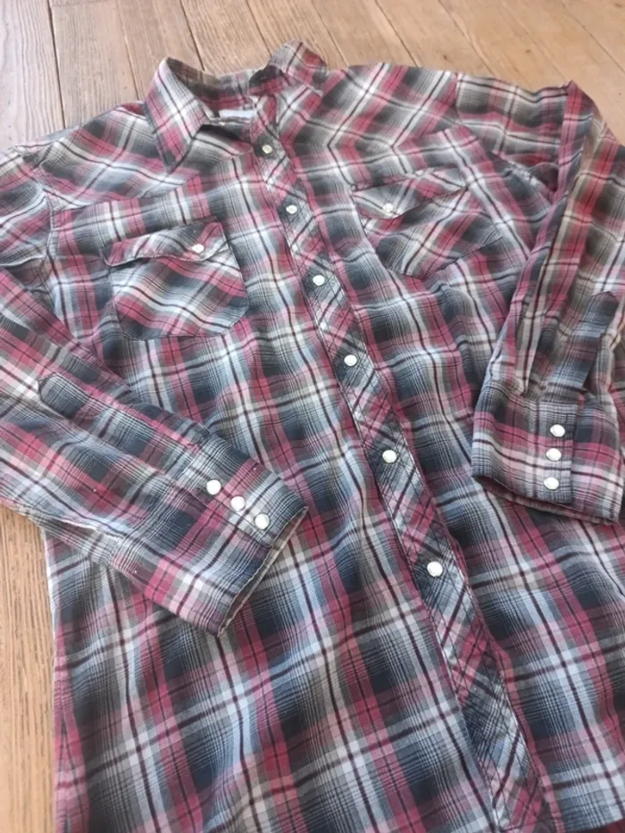 Chemise wrangler manches longues à carreaux Taille M - photo numéro 2
