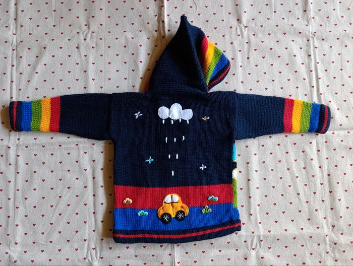 🌈 Handmade embroidered baby hoodie – 1 year old 🌞🚗 - photo numéro 7