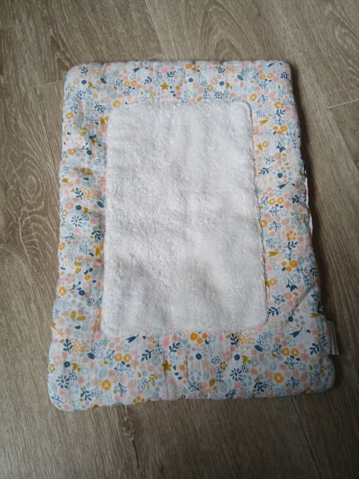 Jouet matelas à langer poupon