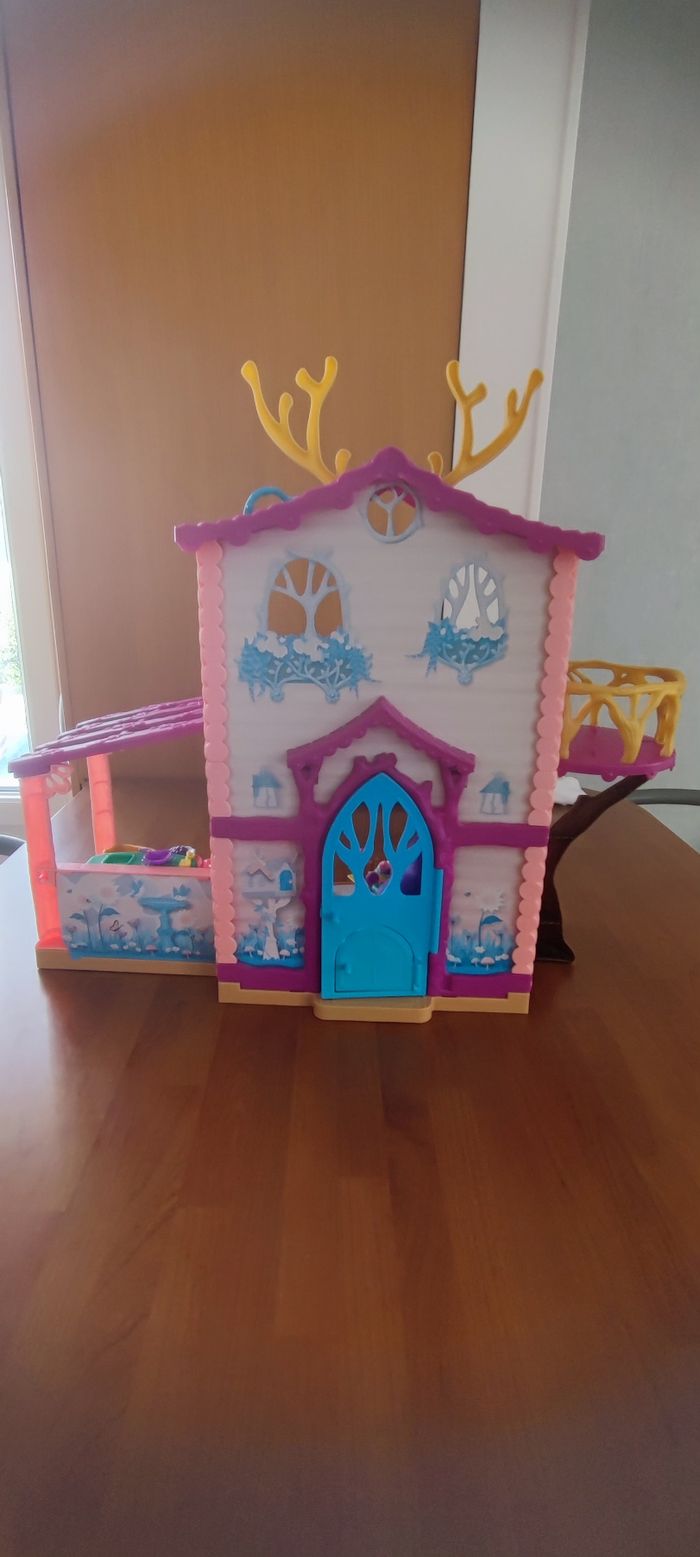Maison enchantimals avec poupée et accessoires - photo numéro 5
