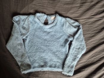 Pull zara bleu ciel 6ans