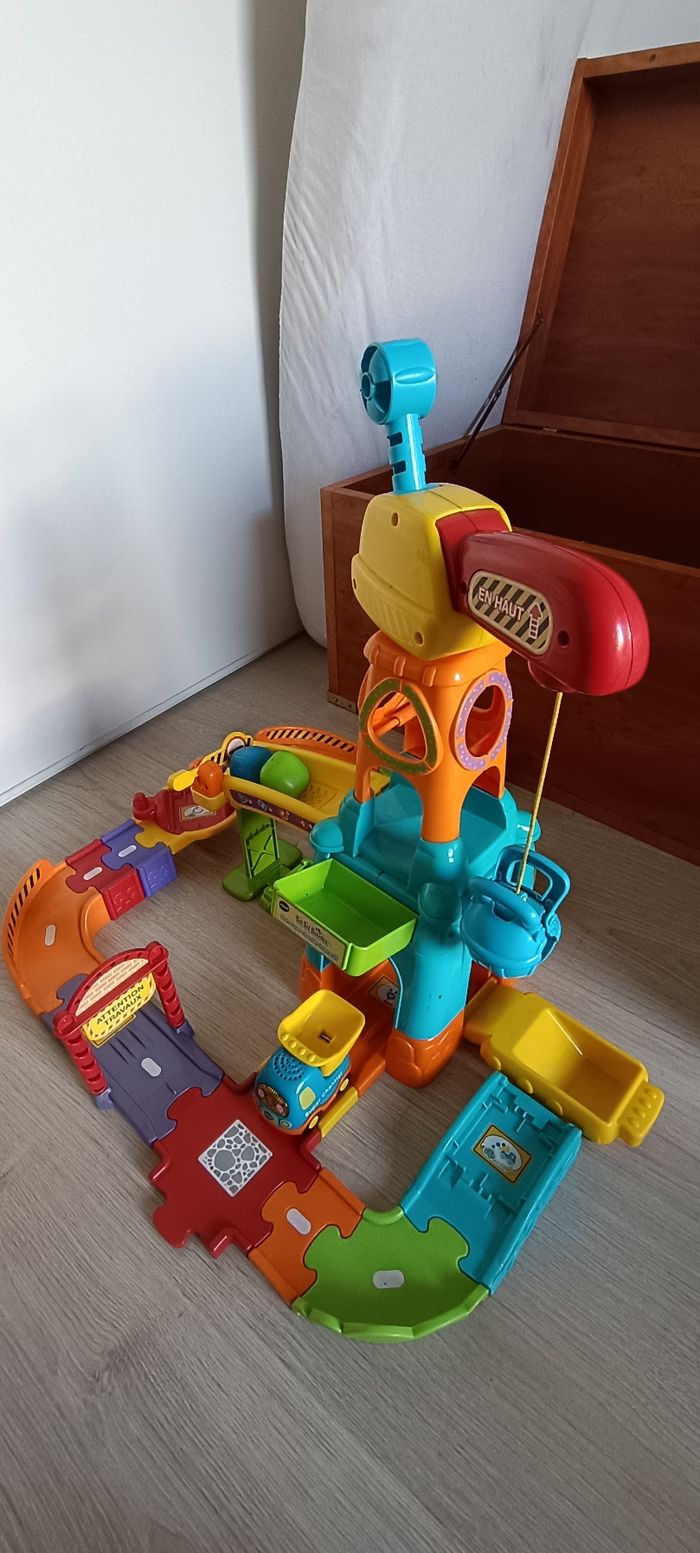 Grue de chantier Tut Tut bolides