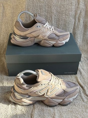 Basket New balance 9060 full marron taille 39
