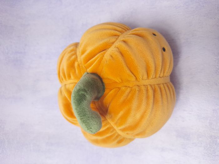 Peluche Jellycat citrouille retired Vivacious Vegetable Pumpkin halloween collection VV6PUM - photo numéro 7