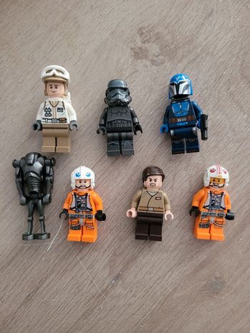 Lot de figurines lego star wars