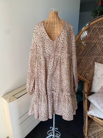 Robe baby doll beige avec tâches marron taille 38