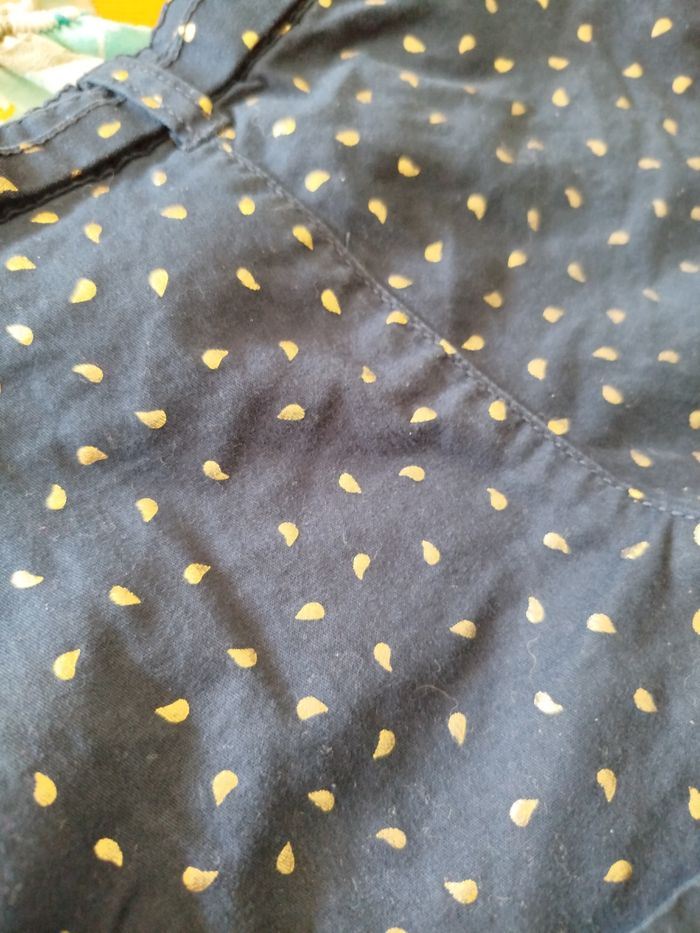 2 vêtements Fille 4ans - photo numéro 2