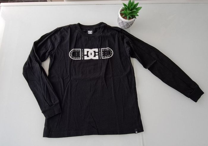 Lot de 2 tee-shirts DC et Petrol Industries - photo numéro 5