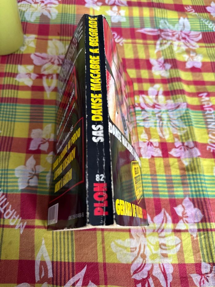 Livre danse macabre à Belgrade - Gérard de Villiers Plon - 82 - photo numéro 4