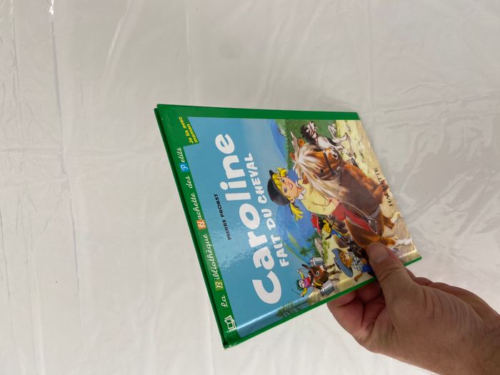 Livre Caroline fait du cheval - photo numéro 6