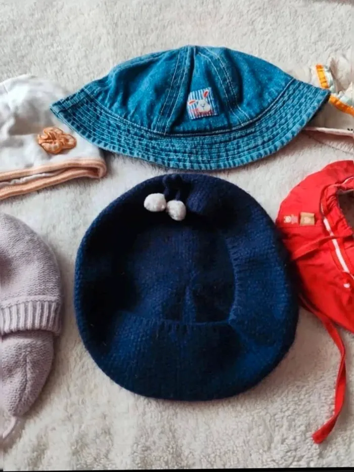 Lot 6 chapeaux de 6 mois a 24 mois - photo numéro 3
