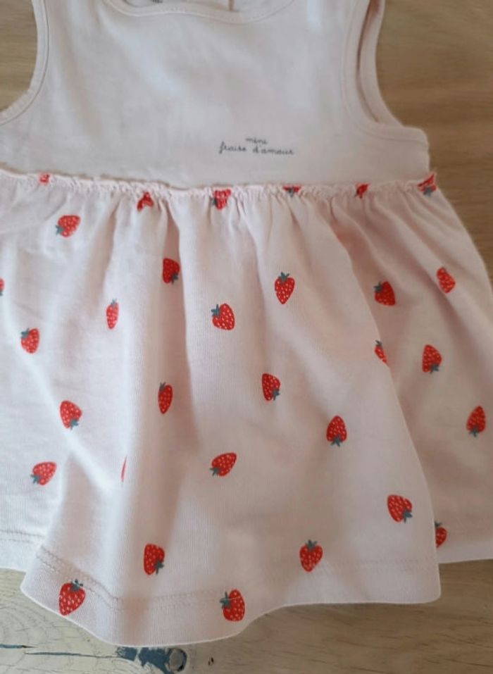 Robe fille 1 mois printemps/été 🍓 - photo numéro 4