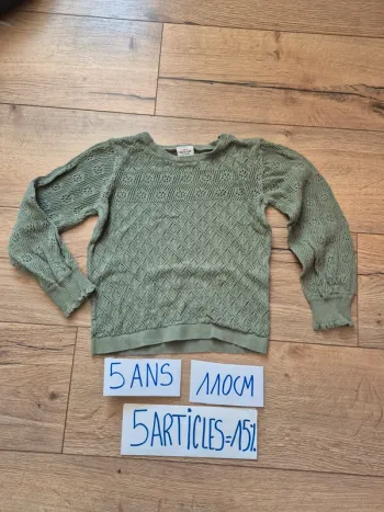 ull fille Tape à l’Œil  5 ans 110cm Kaki  Ajouré