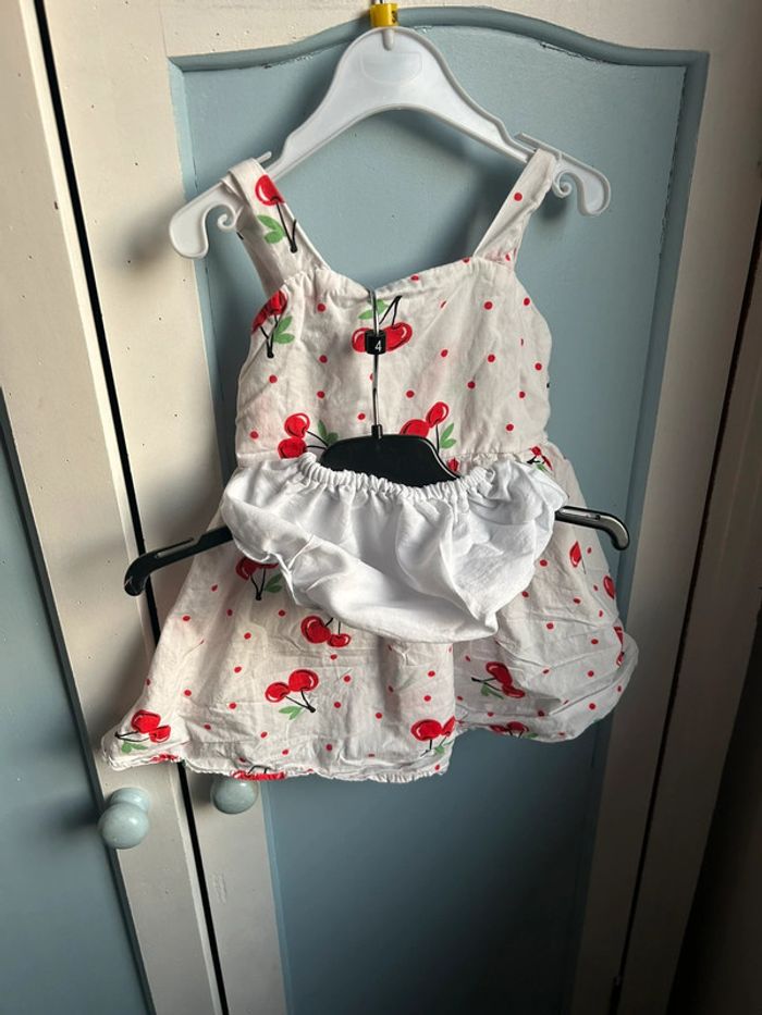 Robe été 6-12 mois, avec sa culotte - photo numéro 2