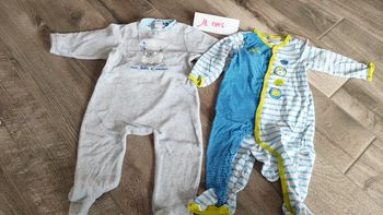 Lot de deux pyjamas