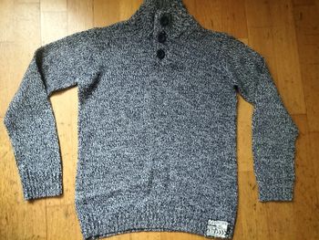 Pull garçon Taille 10 12 ans voir mesures