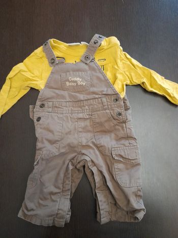 Ensemble salopette plus t-shirt 3 mois